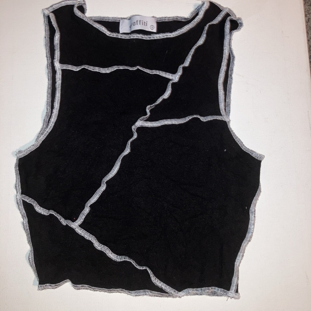Graffiti Size Small Black Tank With White Piping Serged Edges Boutique Brand
